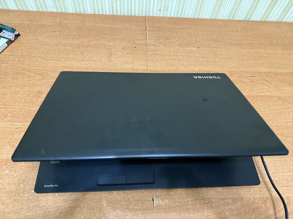 Ноутбук toshiba r50 i5 4 gen