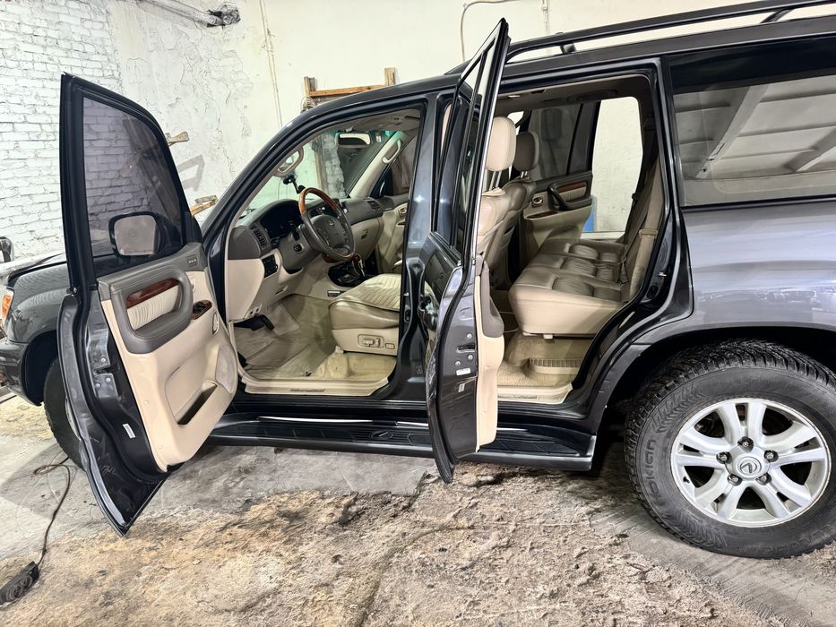 Продам легендарний Lexus LX470
