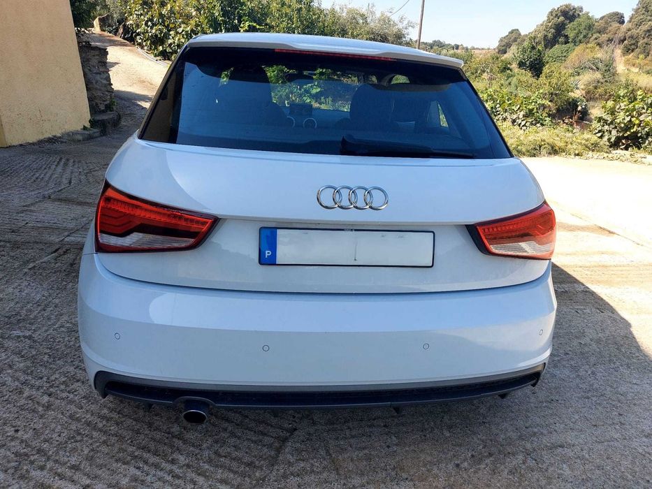 Audi A1 Sportback 1.6 TDI S-line