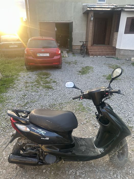 Продаю скутер ямаха джог зр 39
