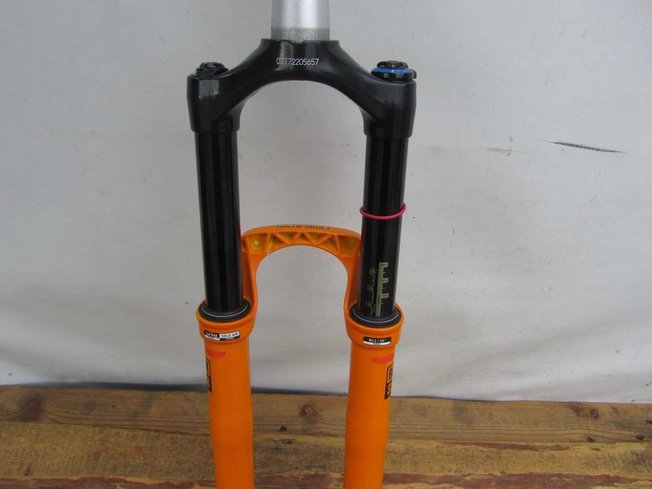 Nowy amortyzator Rock shox revelation rc3 29 " 140 mm / tapered