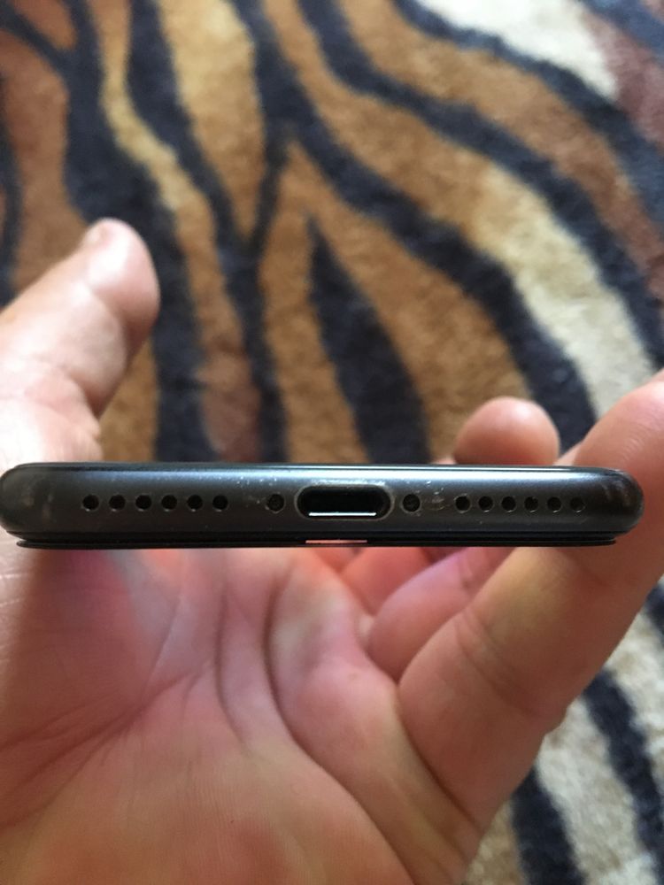 Iphone 8-64GB Neverlock