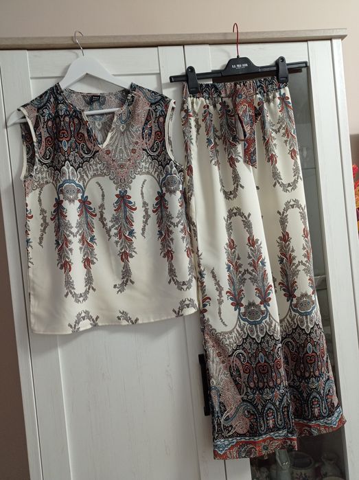 Komplet damski spodnie+ bluzka