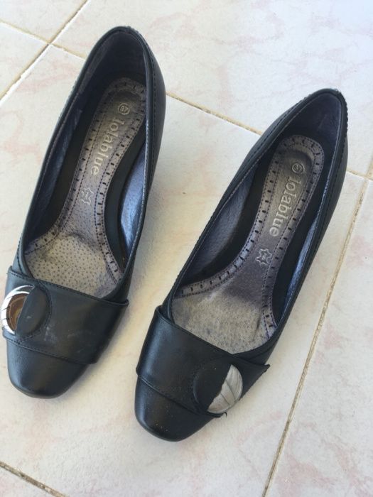 Sapatos de Cunha pretos 37