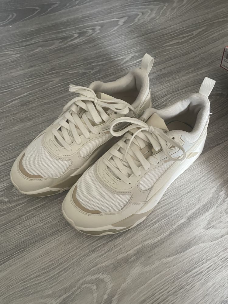 Продам кросівки Puma