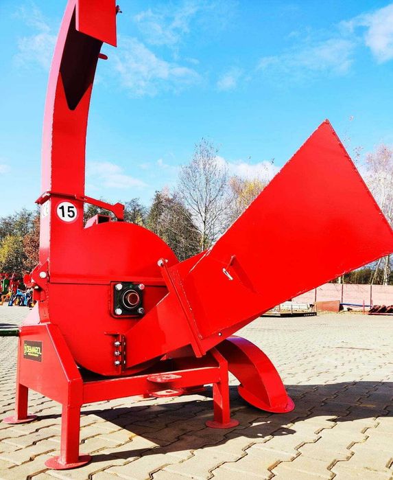 Rozdrabniacz gałęzi rębak tarczowy R-13 podwójny wylot