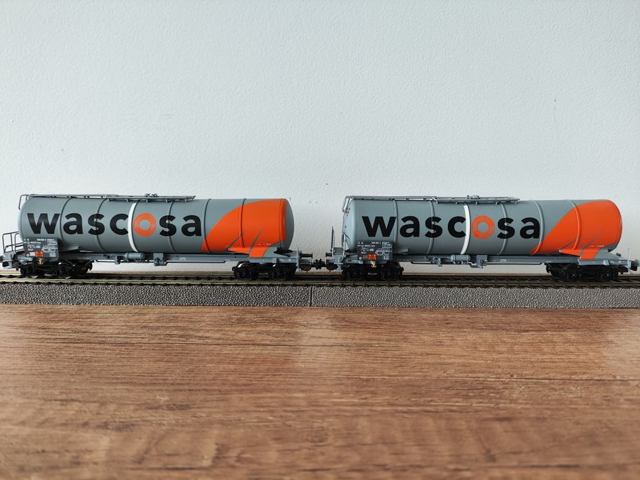 Zestaw dwóch Cystern WASCOSA PIKO 24604