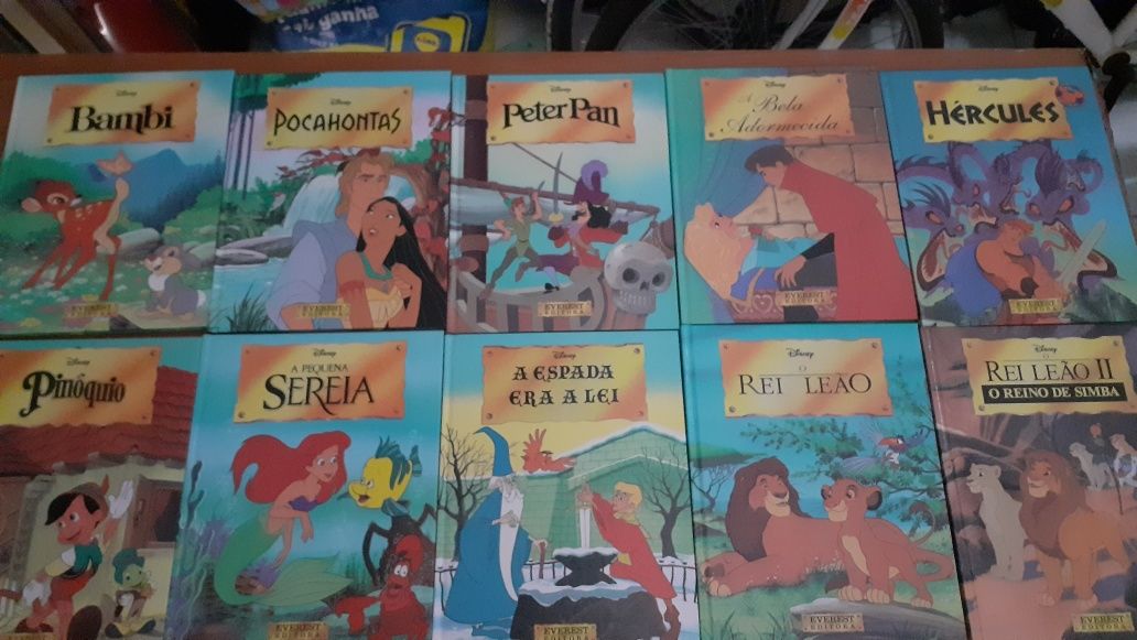 Disney explora o mundo / Clássicos Disney