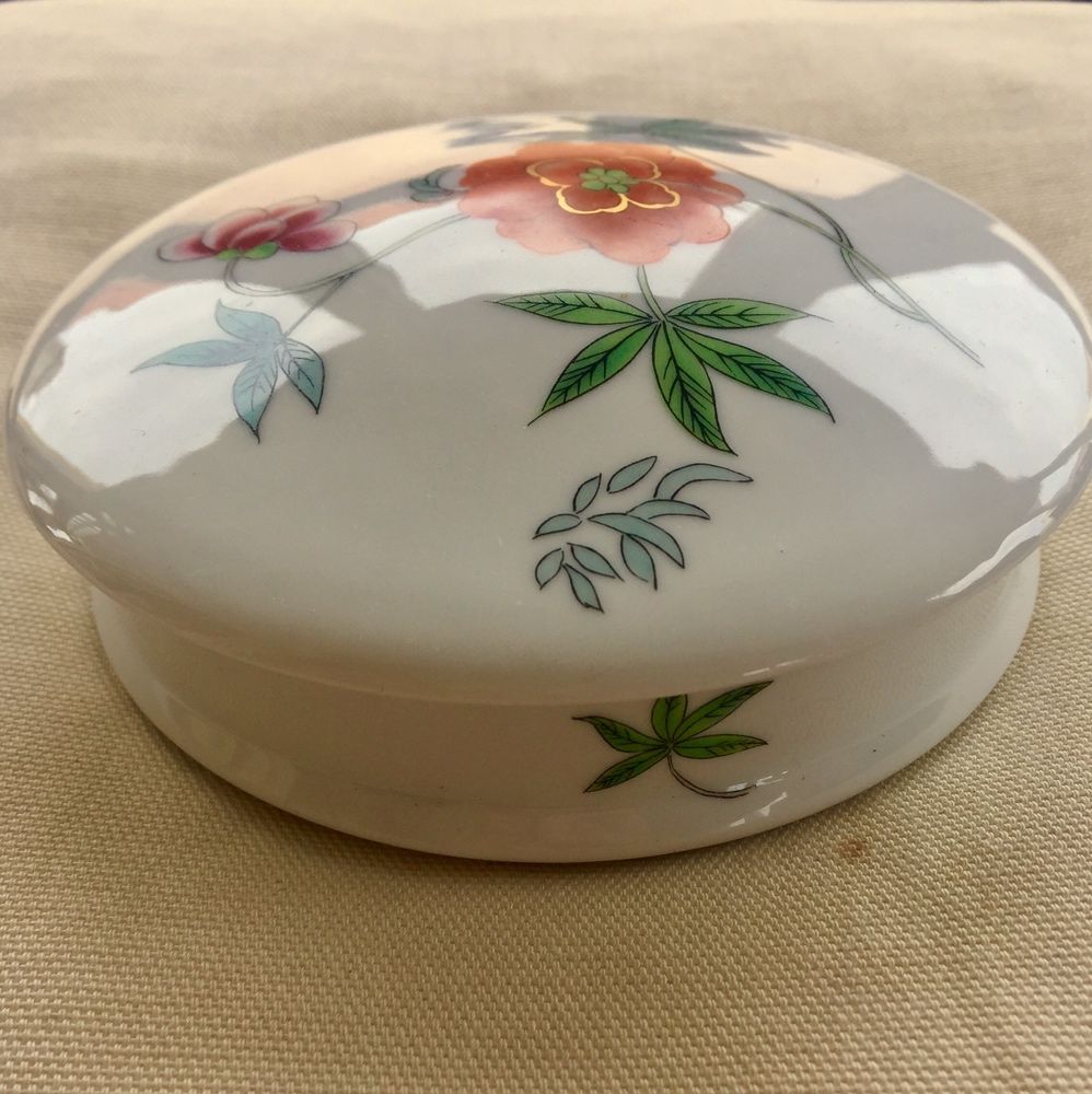 Peça Limoges com flores