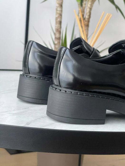 р36-40 Жіночі Лофери Prada Platform Leather Black Loafers
