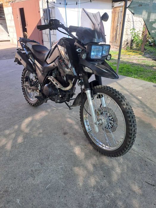 Продам шенерай 200