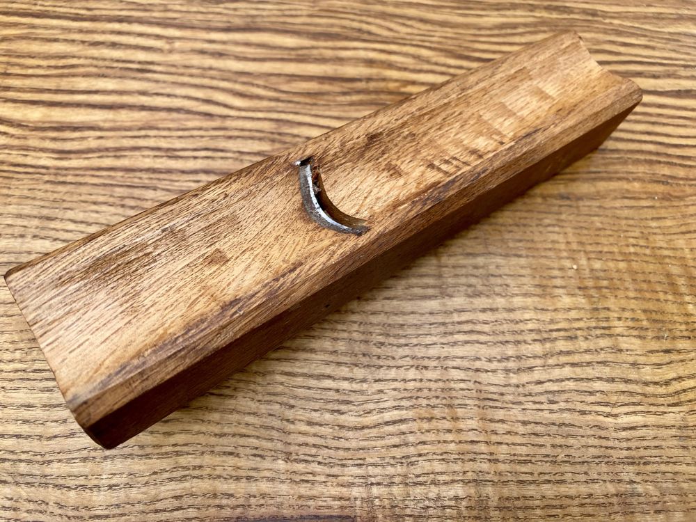 Strug stolarski japoński 30mm profilowy okrągły Aogami sygnowany