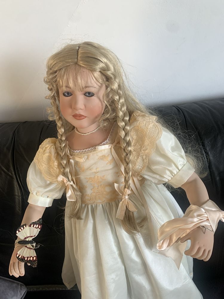 Lalka porcelanowa 76 cm