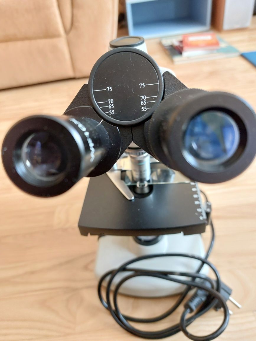 Mikroskop Trino LAB 40-1000X