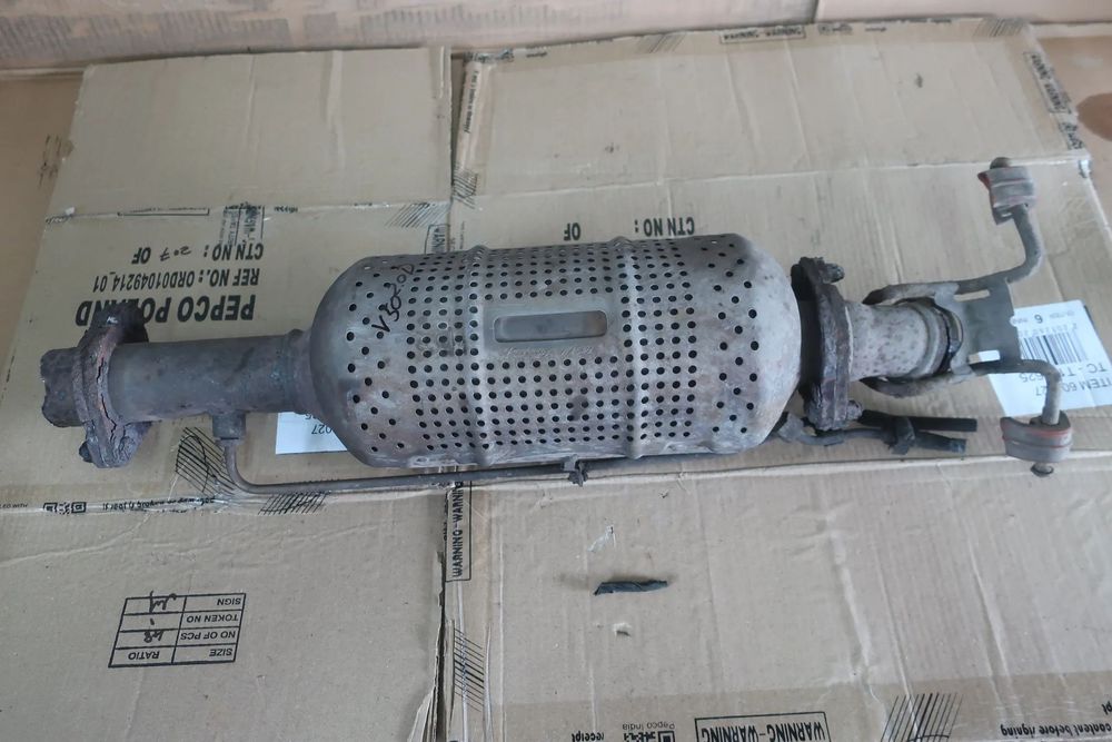 VOLVO V50 C30 S40 II 2.0 D 136 FILTR DPF FAP ORYGINAŁ 04-12R
