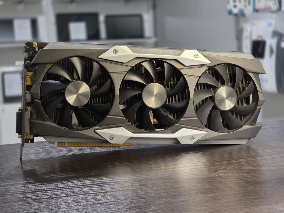 Видеокарта GTX 1080ti 11gb Zotac