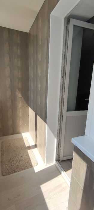 2ком. квартира. Л.б. 10  микр..