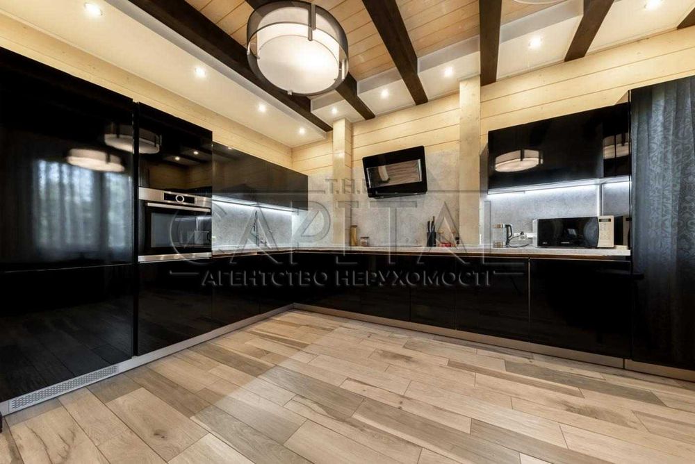 Оренда / Будинок / 300 м2 /Шевченківський район / вул. Зелена