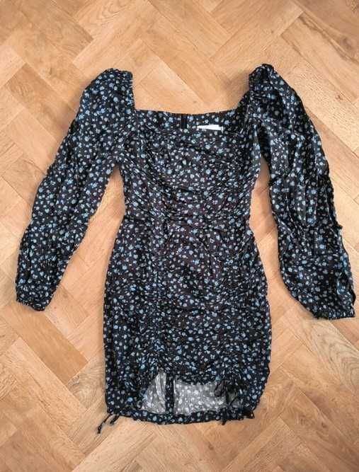 Sukienka Laurella czarna w niebieskie kwiatki XS