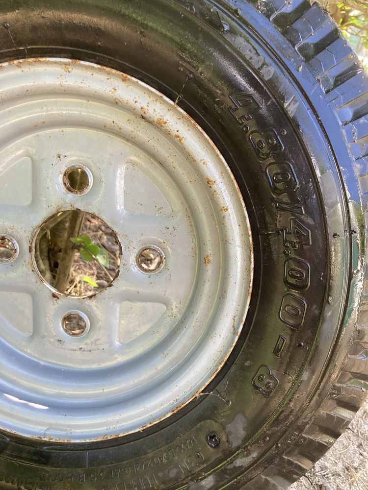 Roda de atrelado completa como nova