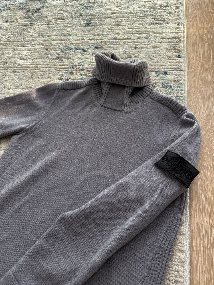 Свитер / Гольф Stone Island Shadow Project