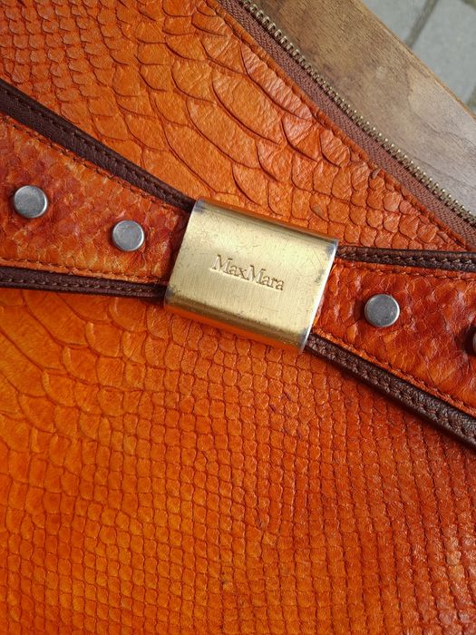 Сумочка Max Mara зі зміїної шкіри