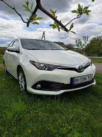 Тойта Ауріс 2018 Toyota Auris