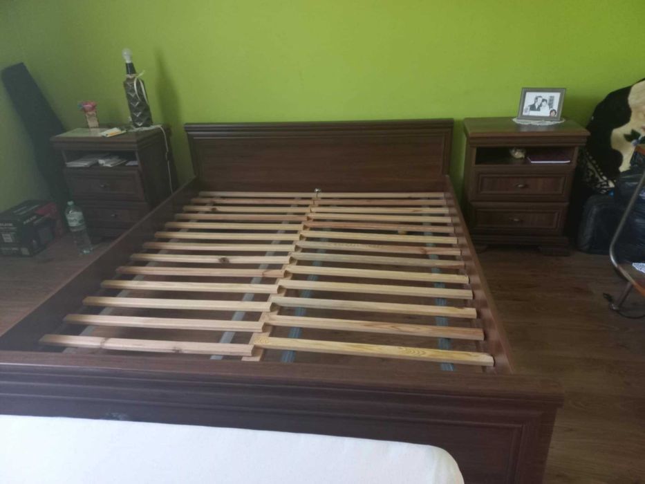 Lozko + 2 szafki nocne 2×1.60