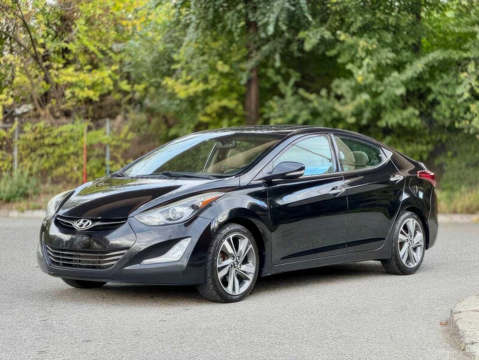 Hyundai Elantra Limited      2015