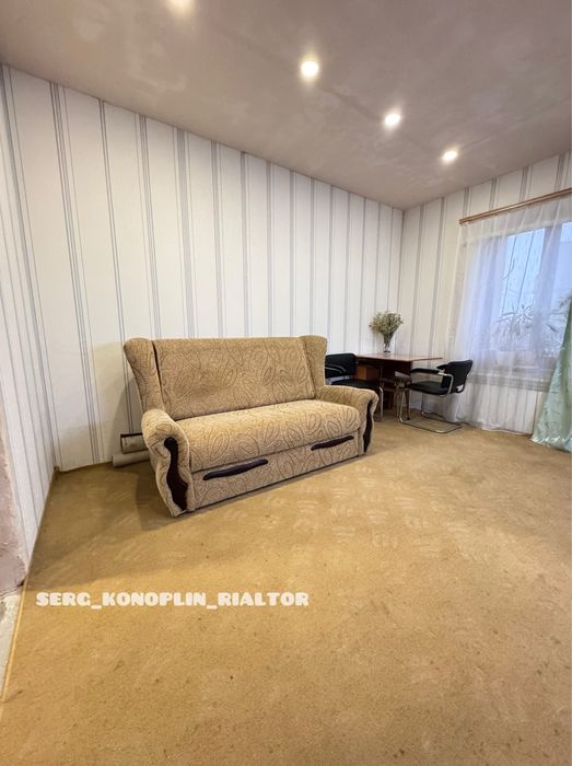 Продам просторную 2к квартиру с частичным ремонтом в таунхаусе в Центр