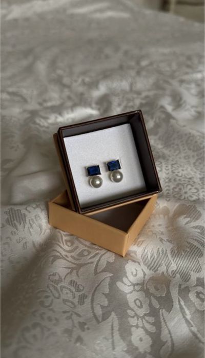 Жіночі срібні сережки з позолотою , з камінням та жемчугом gojani