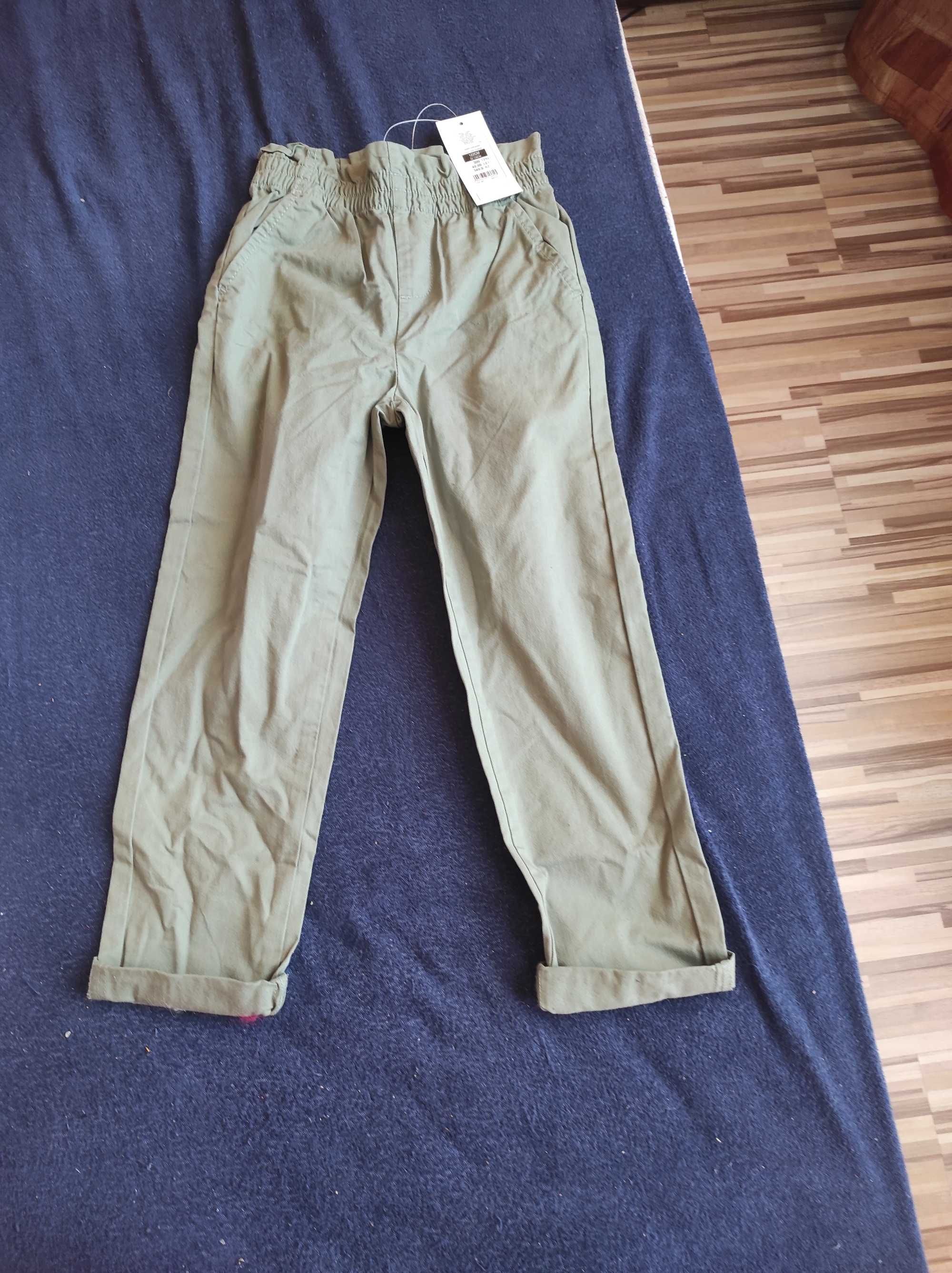 Spodnie zielone khaki chlopiece 122 smyk coolclub nowe z metką