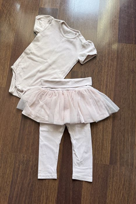 Komplet body i leginsy z tiulową spódniczką Reserved rozm. 86