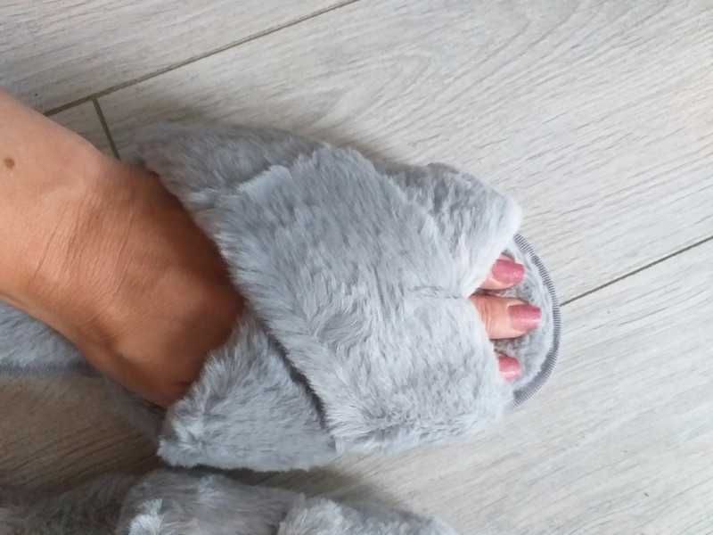 Puszyste futrzane kapcie po domu, rozmiar 39