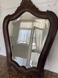 Espelho vintage em madeira