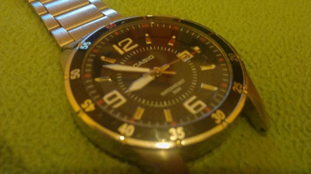 CASIO zegarek na baterie 100% sprawny