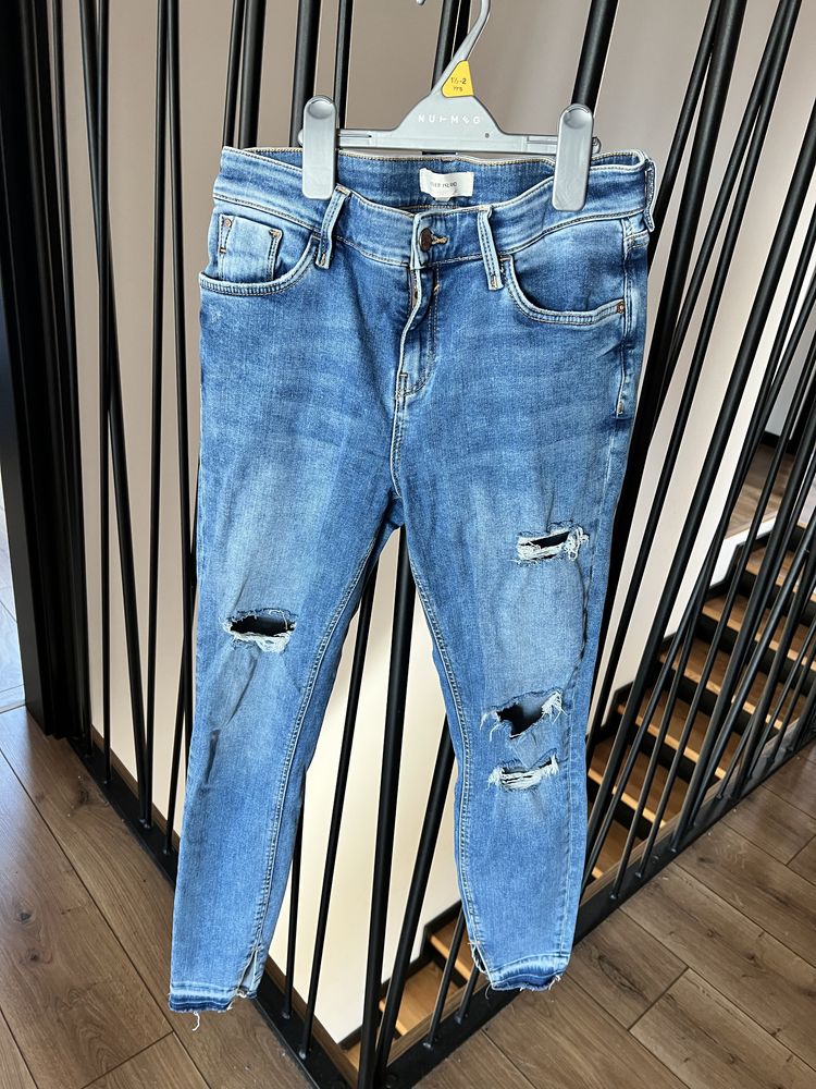 Piękne markowe spodnie jeansy River Island rozmiar M