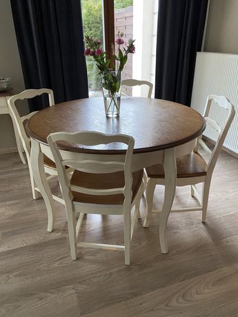 Stół z krzesłami z drewna w stylu prowansalskim, 120 cm stan bdb
