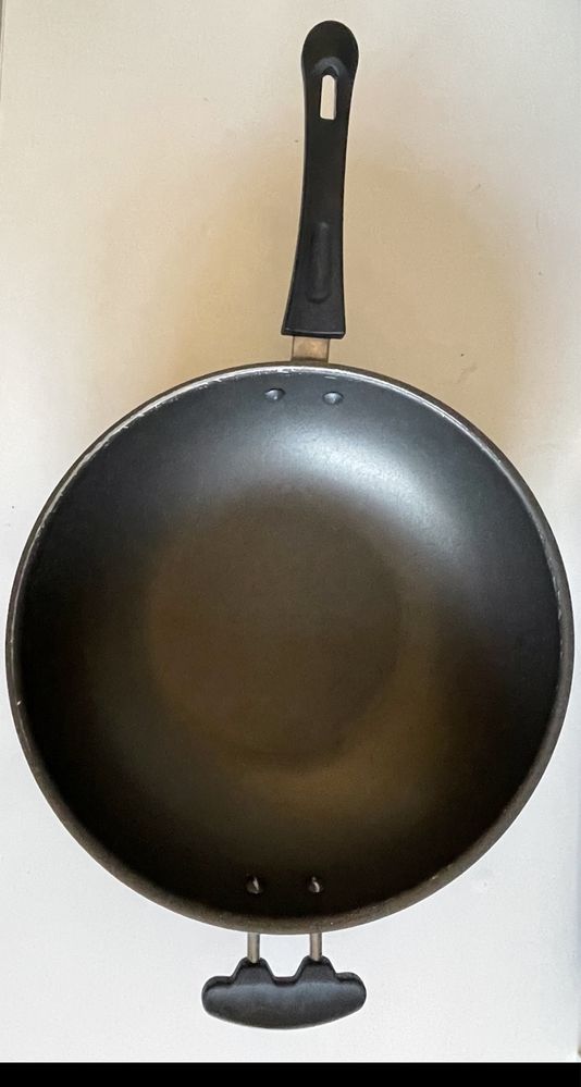 Patelnia wok