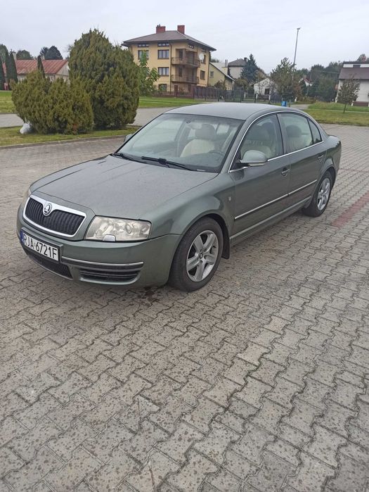 Skoda Superb 2,5TDI V6 Comfort Euro 4