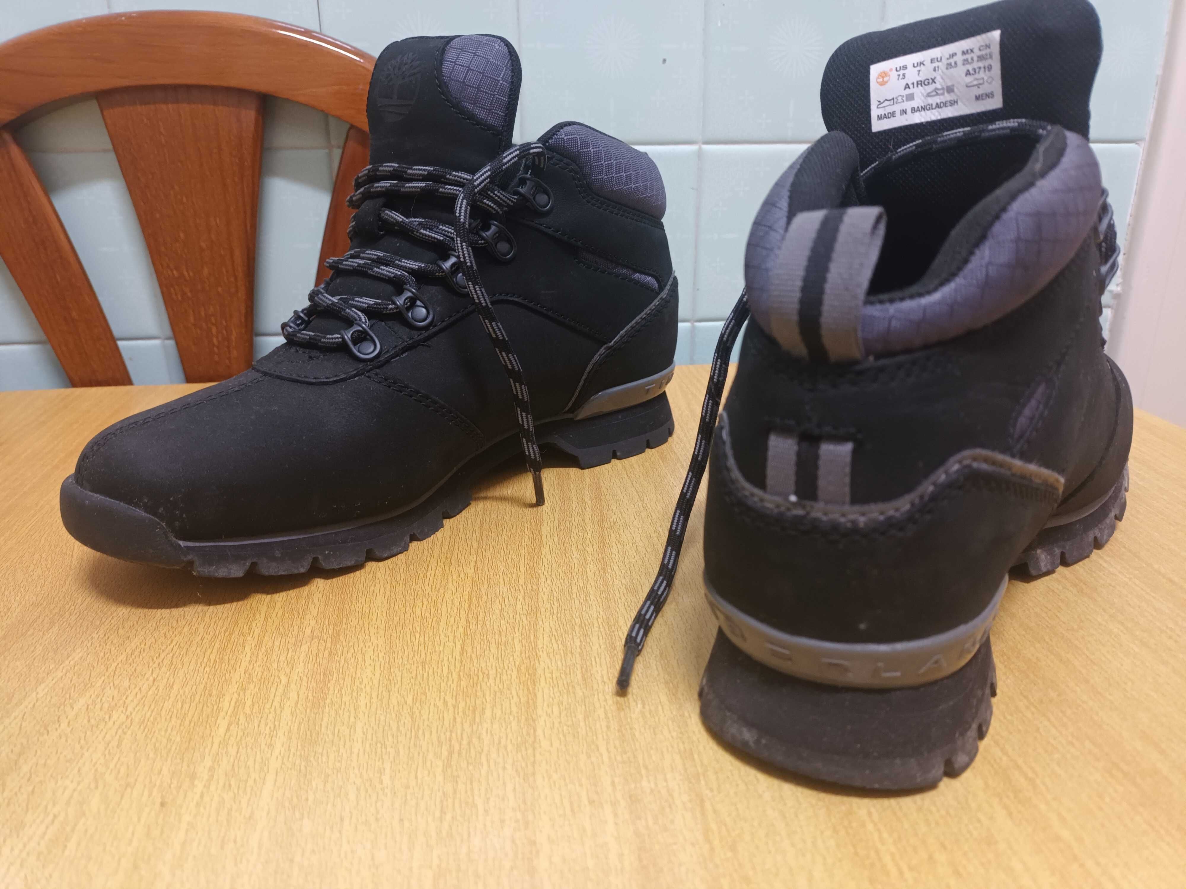 Bota Splitrock Nubuck Mid Hiker para Homem em Preto/Cinzento