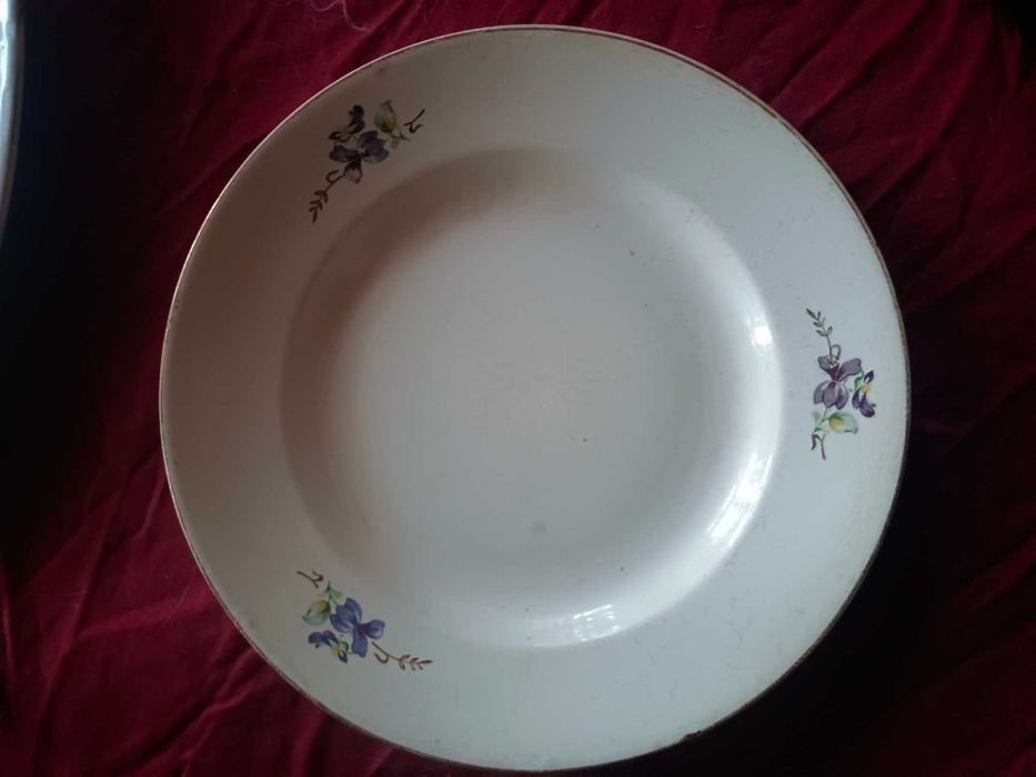 Тарелки.Буды.24 см