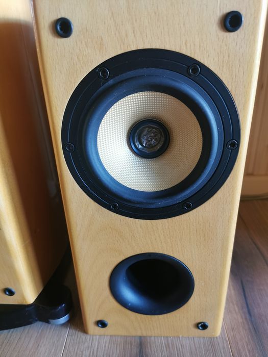 Unikatowe kolumny Pioneer S-810V Kevlar wstega