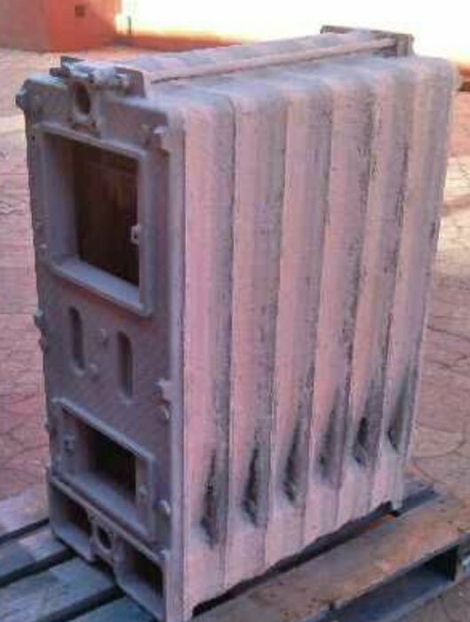 Котёл твердотопливный (чугун). Наборной.