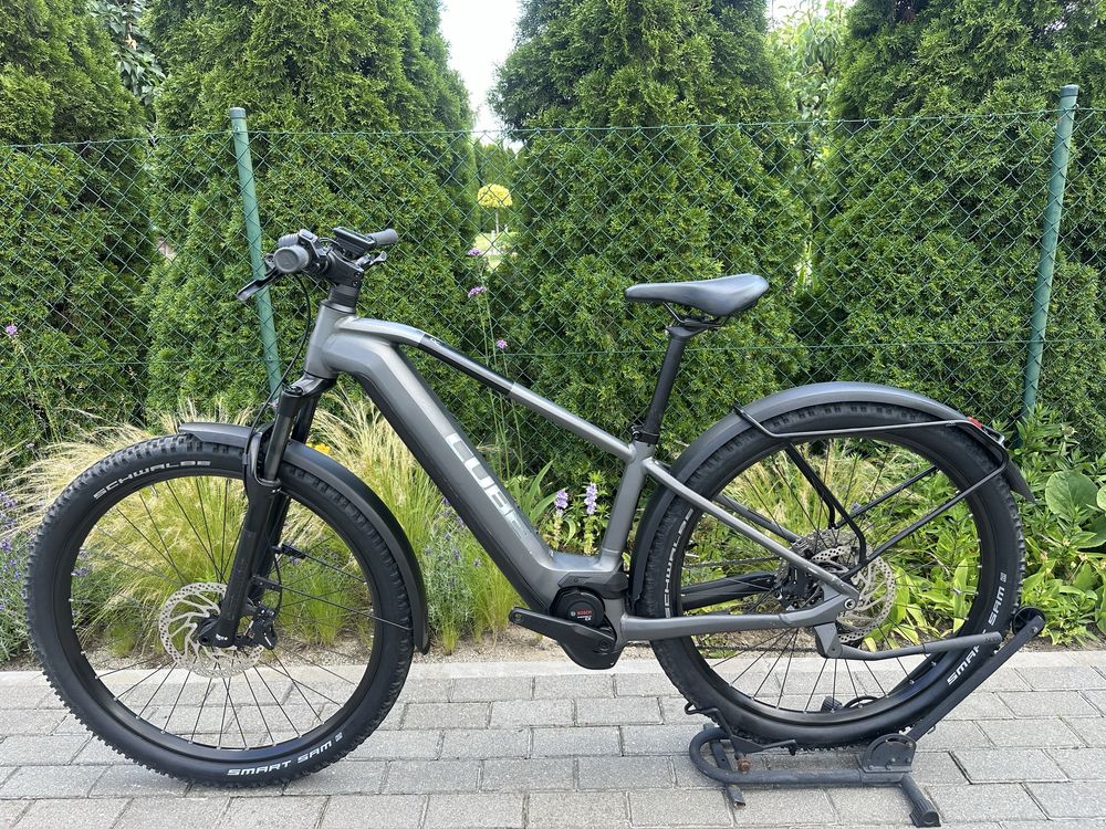Sprzedam rower elektryczny MTB Cube Smart Bosch
