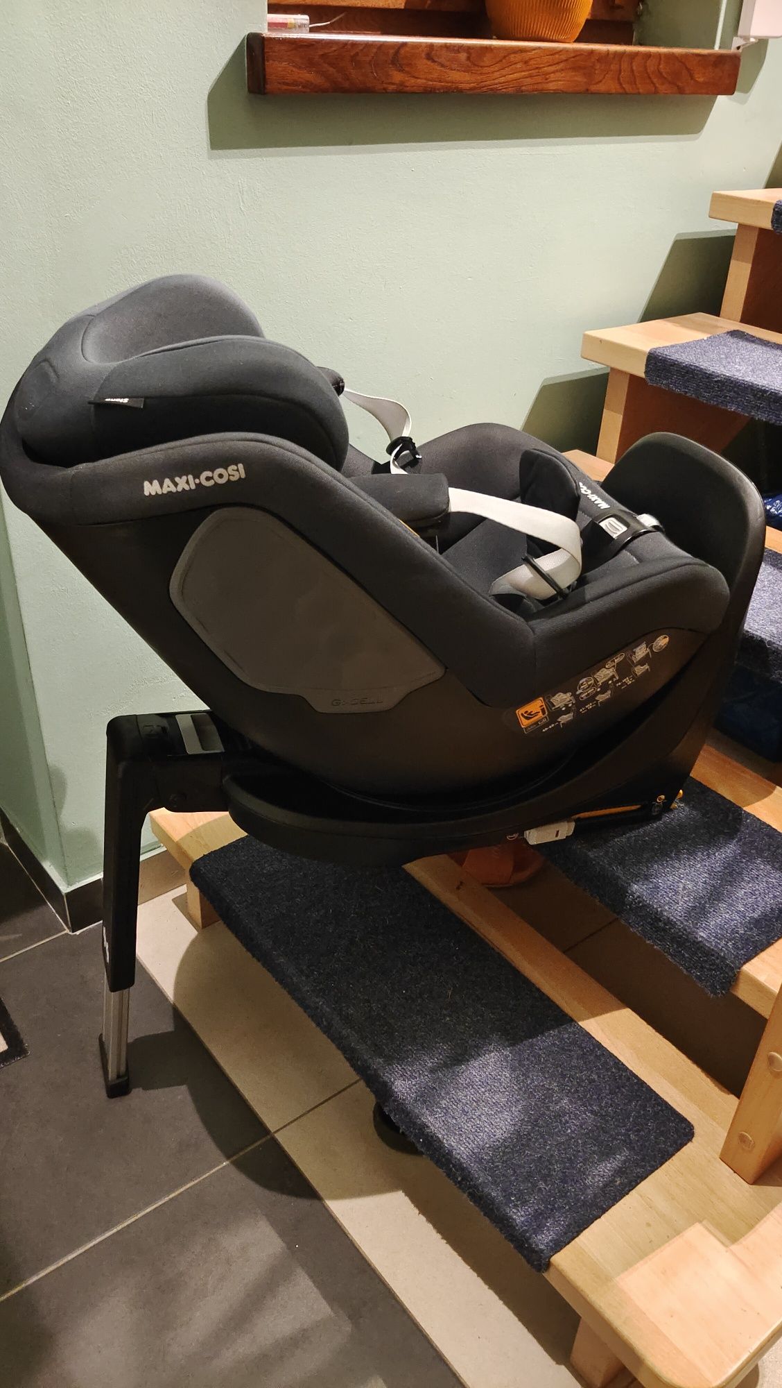 Fotelik samochodowy Maxi-Cosi Stone 360°, 0-18 kg, stan idealny!