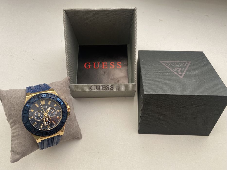 Мужские часы GUESS w0674g2