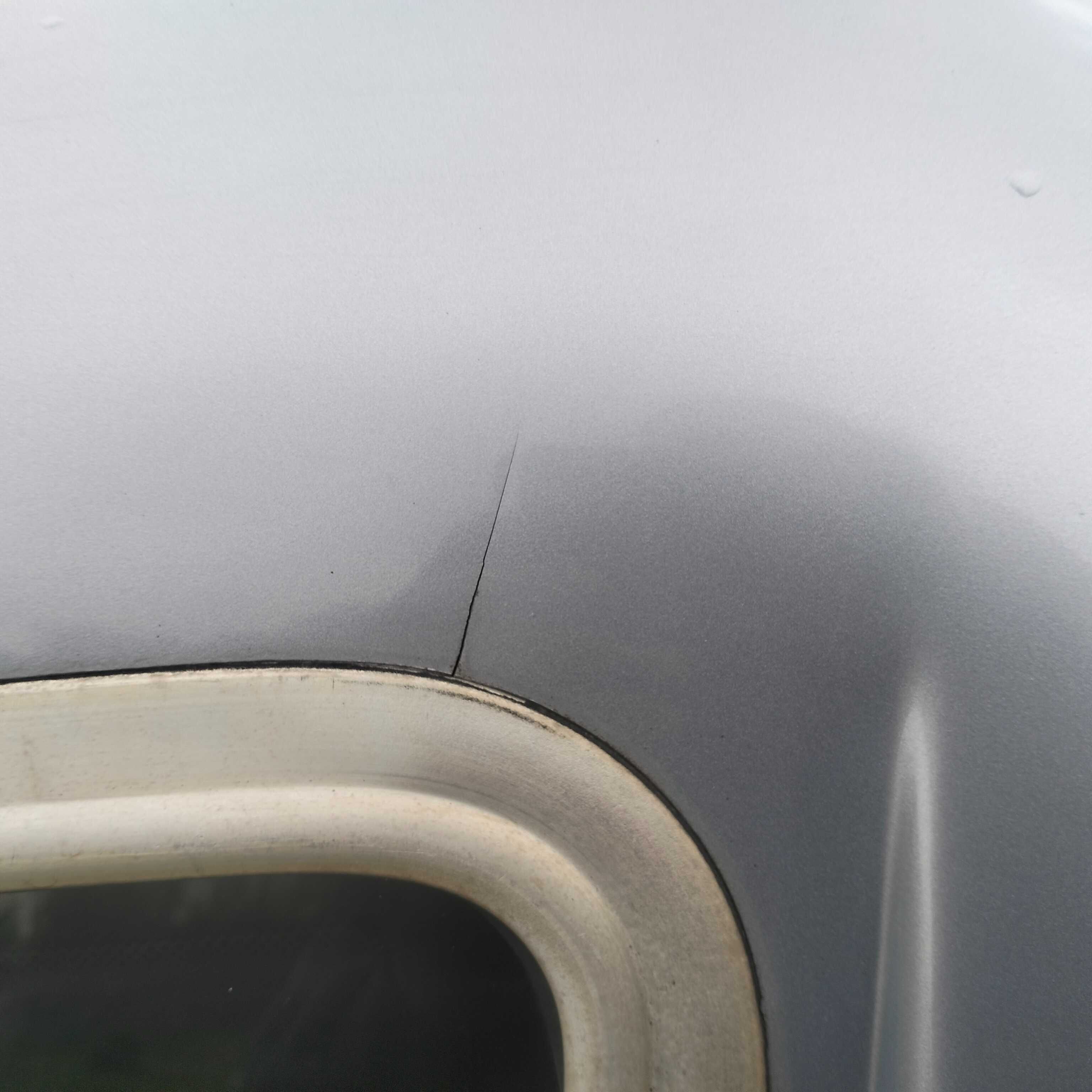mitsubishi l200 hardtop do wersji dwu drzwiowej