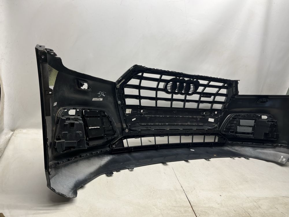 Audi Q5 80A 17r- S-line