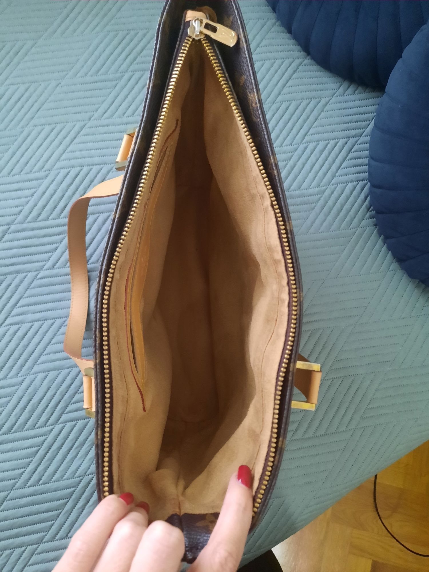Torebka Louis Vuitton, skóra naturalna